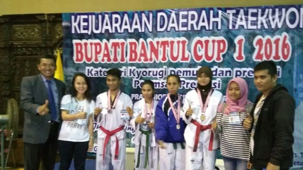Taekwondo Mengantarkan Mahasiswa UMB Yogyakarta Sabet Medali Emas