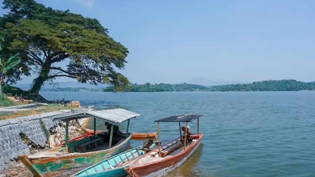 10 Rekomendasi Spot Mancing Nyaman 2025 di Bojonegoro, Mulai dari Bendungan hingga Rawa