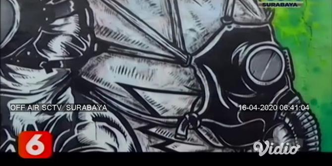 VIDEO: Pesan Corona COVID-19 Lewat Lukisan Mural di Dinding Jalanan Surabaya