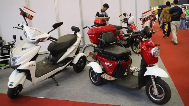 Sepeda motor Selis