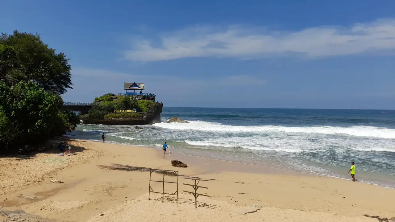 Pantai Baron.