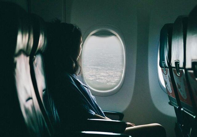 Tips Tambahan untuk Mencegah Mual saat Terbang