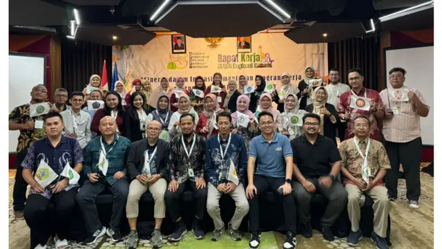 Asosiasi Pendidikan Diploma Farmasi Indonesia (APDFI) dan OBATApps mengumumkan kolaborasi lanjutan