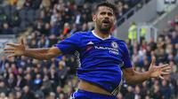 1. Diego Costa (Chelsea) - 20 gol dan 10 assist, total 30. (AFP/Lindsey Parnaby)