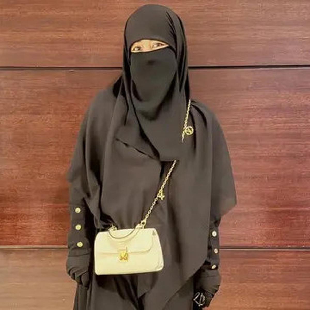 Umi Pipik Buka 2025 Bersama Kenangan 11 Tahun Uje Meninggal: Besi Ditempa dan Dibakar Agar Jadi Pisau
