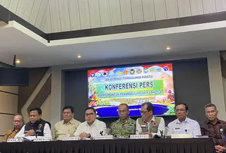 Penanganan kebakaran hutan dan lahan (karhutla) di sejumlah wilayah Indonesia tidak hanya dilakukan melalui pemadaman dan pemulihan bagi masyarakat terdampak. (Liputan6.com/Devira Prastiwi)