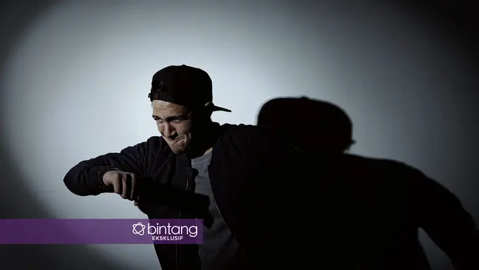 [Bintang] A3 Rifky Balweel