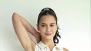 Pevita Pearce tetap terlihat seksi saat tampil dengan gaya sporty. (FOTO: instagram.com/pevpearce/)