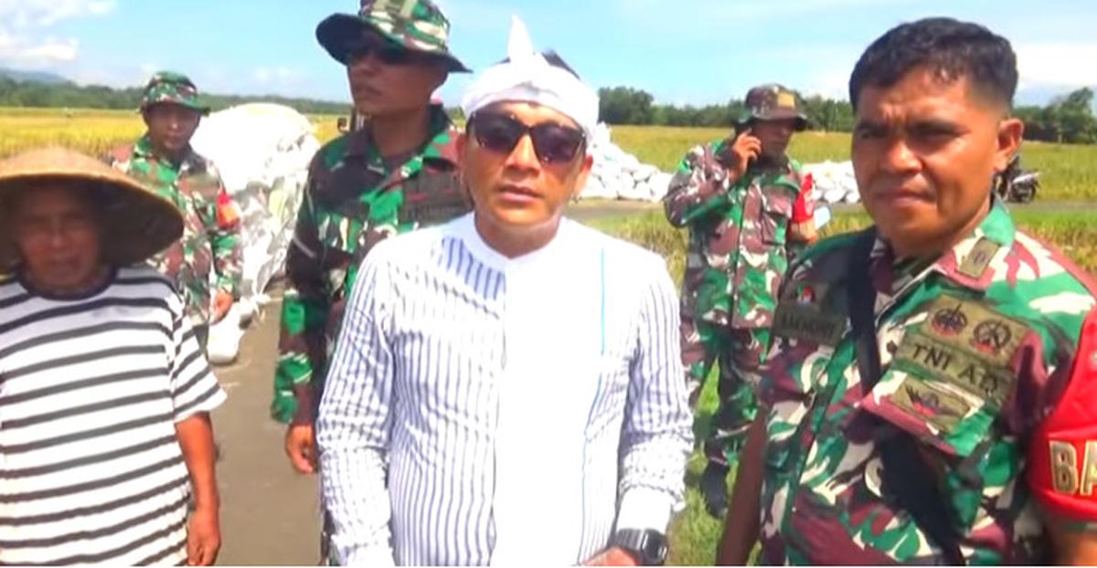 Hoho Alkaf Kades Bertato Terjun Langgung Turun Ke Sawah