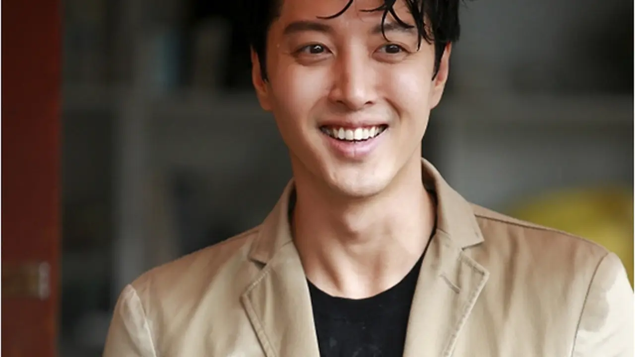 Lee Dong Gun