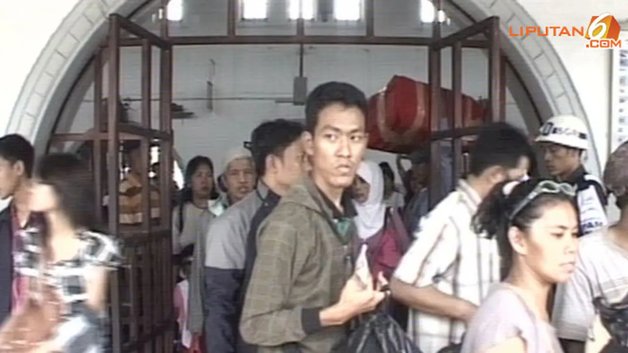 stasiun-senen-130811c.jpg