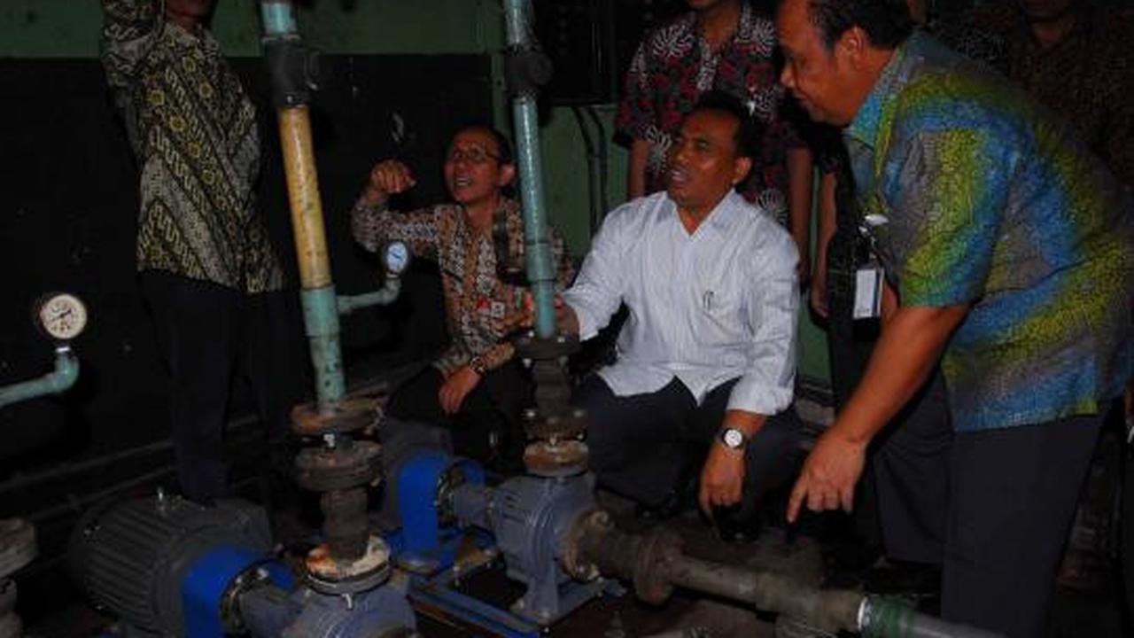 Bank DKI beri bantuan 8 buah pompa air baru