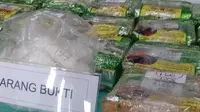 Barang bukti 25,9 kg sabu yang siap dikirim ke Jawa Timur. (foto: Liputan6.com / ajang nurdin)