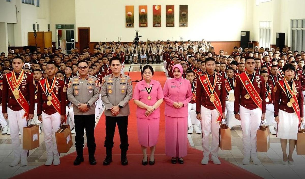Bukan hanya Ria dan Theodore saja, rekan lainnya juga berhasil meraih prestasi gemilang. <br>