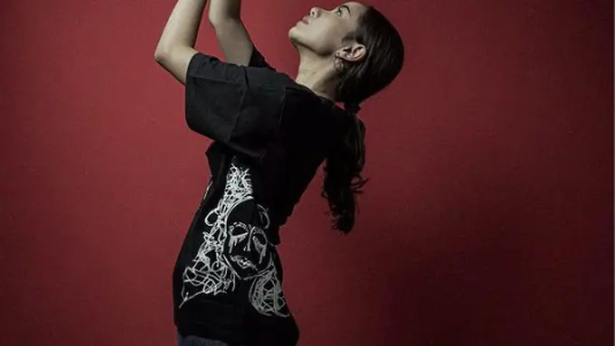 Clothing Brand Opposite