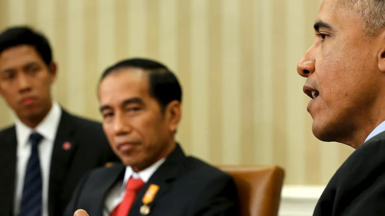 20151026-Begini Suasana Akrab Saat Jokowi dan Obama Bertemu-Amerika