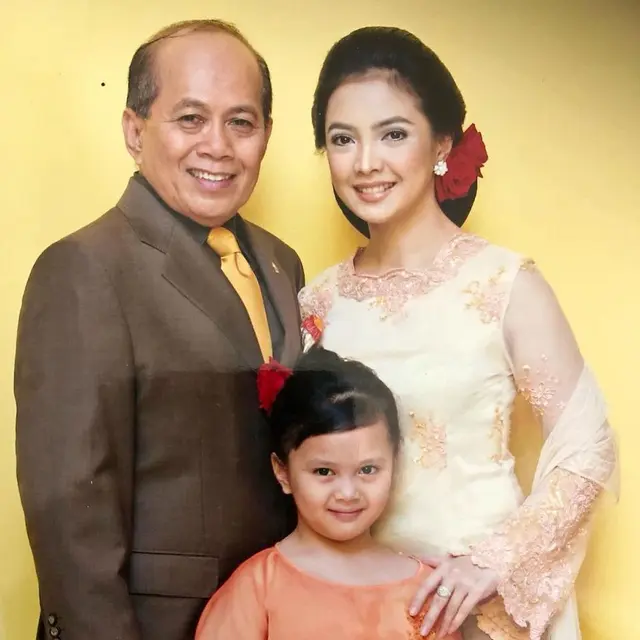 6 Potret Lawas Ingrid Kansil dan Syarief Hasan, 23 Tahun Bersama Jauh dari Gosip