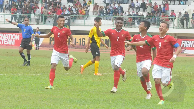 Timnas U-16 Bemain Imbang Dengan Semen Padang U-16