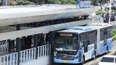 Ada Demo 27 Agustus, 11 Layanan Transjakarta Menuju Kawasan DPR Dialihkan