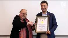 MURI menganugerahi penghargaan kepada penyelenggara Kongres Diaspora sebagai ajang Muktamar Diaspora Indonesia terbesar.