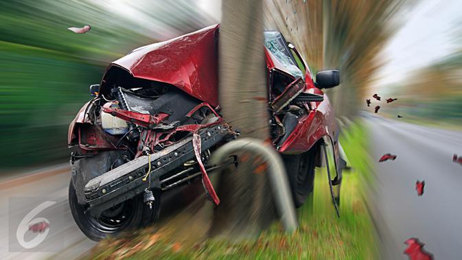 Ilustrasi Foto Kecelakaan Mobil (iStockphoto)