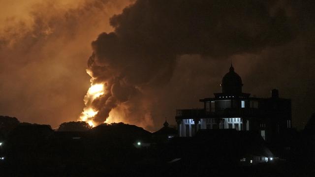 Kebakaran Hebat Kilang Minyak Pertamina Cilacap