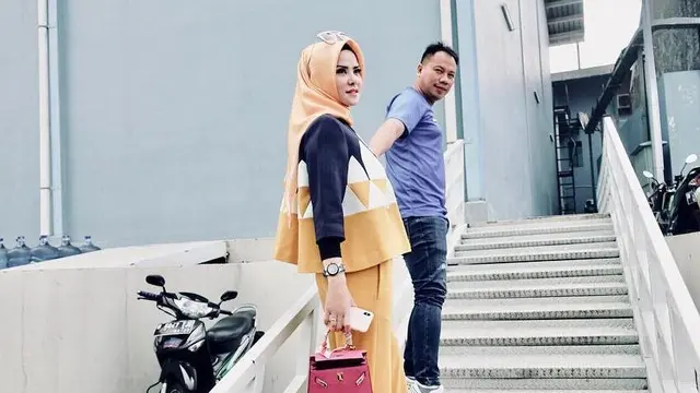 Vicky Prasetyo dan Angel Lelga