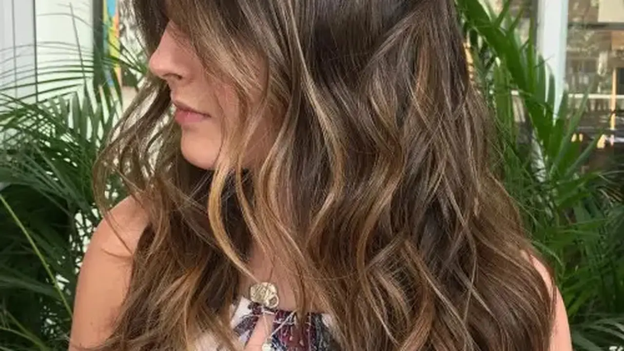 Warna Rambut Wanita Bikin Awet Muda