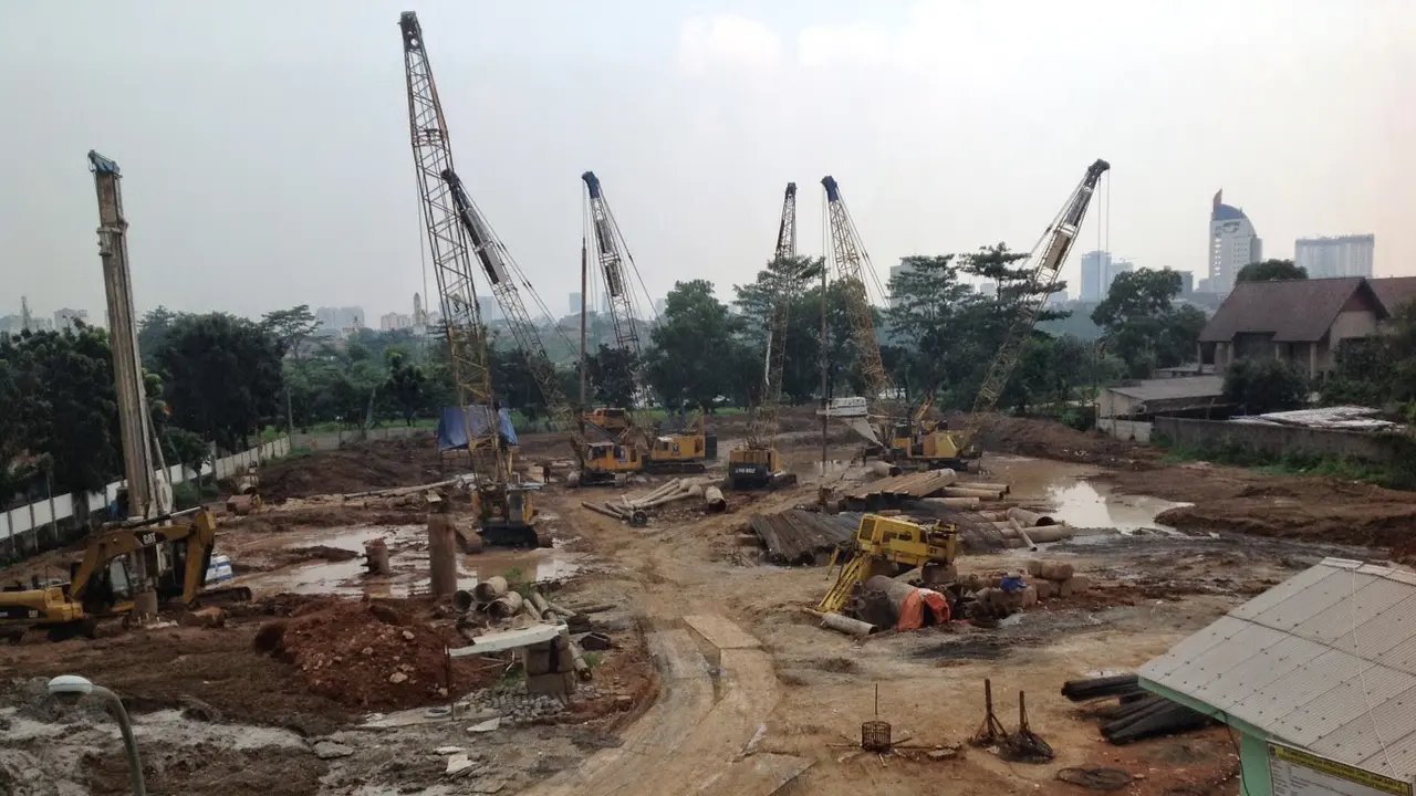 Direktur PT Monorel DKI Pimpin Demo Tolak Pembangunan Apartemen
