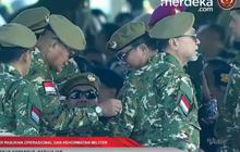 VIDEO:  Sibuknya Wamenko Jenderal Kopassus Rapikan Menteri Berseragam TNI di Upacara Gelar Pasukan