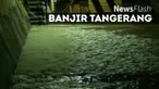 Hujan Deras membuat warga Total Persada mengungsi di GOR setempat, karena rumah mereka tergenang Banjir
