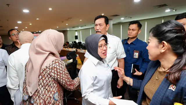 Banyuwangi jadi Pilot Project Digitalisasi Bansos, Luhut Minta Bupati Ipuk Bagikan Pengalaman ke Daerah Lain