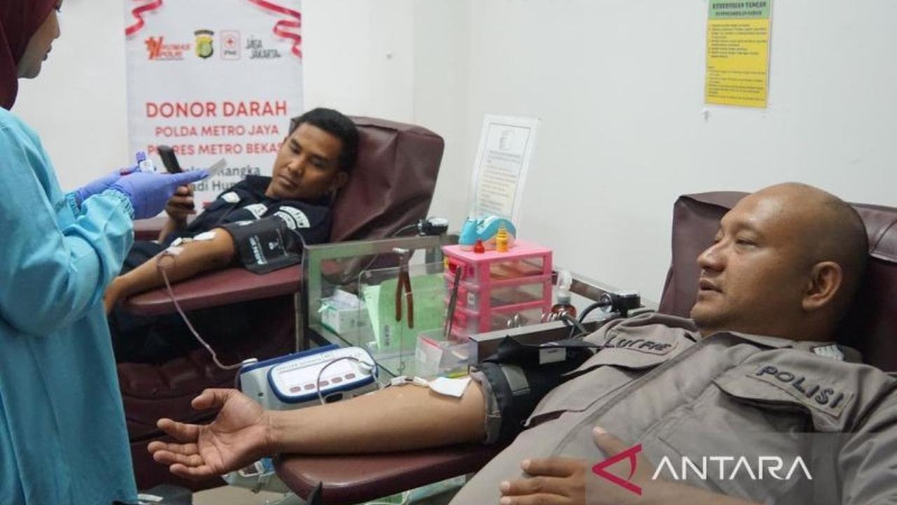 Fakta Menarik: Rayakan Hari Jadi ke-74, Polres Bekasi Gelar Donor Darah Humas Polri, Pererat Kebersamaan