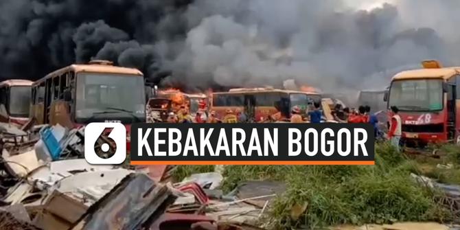 VIDEO: Kebakaran Lokasi Penyimpanan Bus Transjakarta