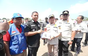 Tinjau Korban Gempa di Palue, Mendagri Tekankan Kebutuhan Terpenuhi