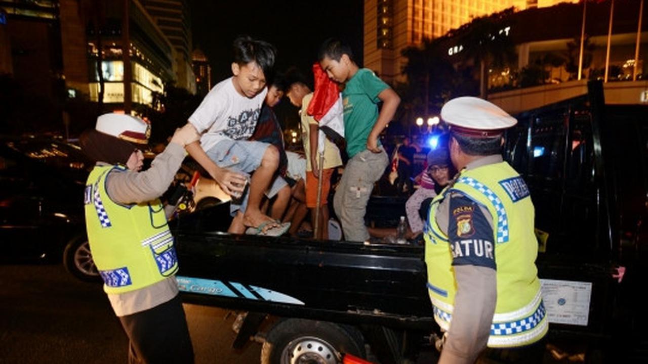 Berbagai pelanggaran lalu-lintas hiasi malam takbiran di Bundaran HI