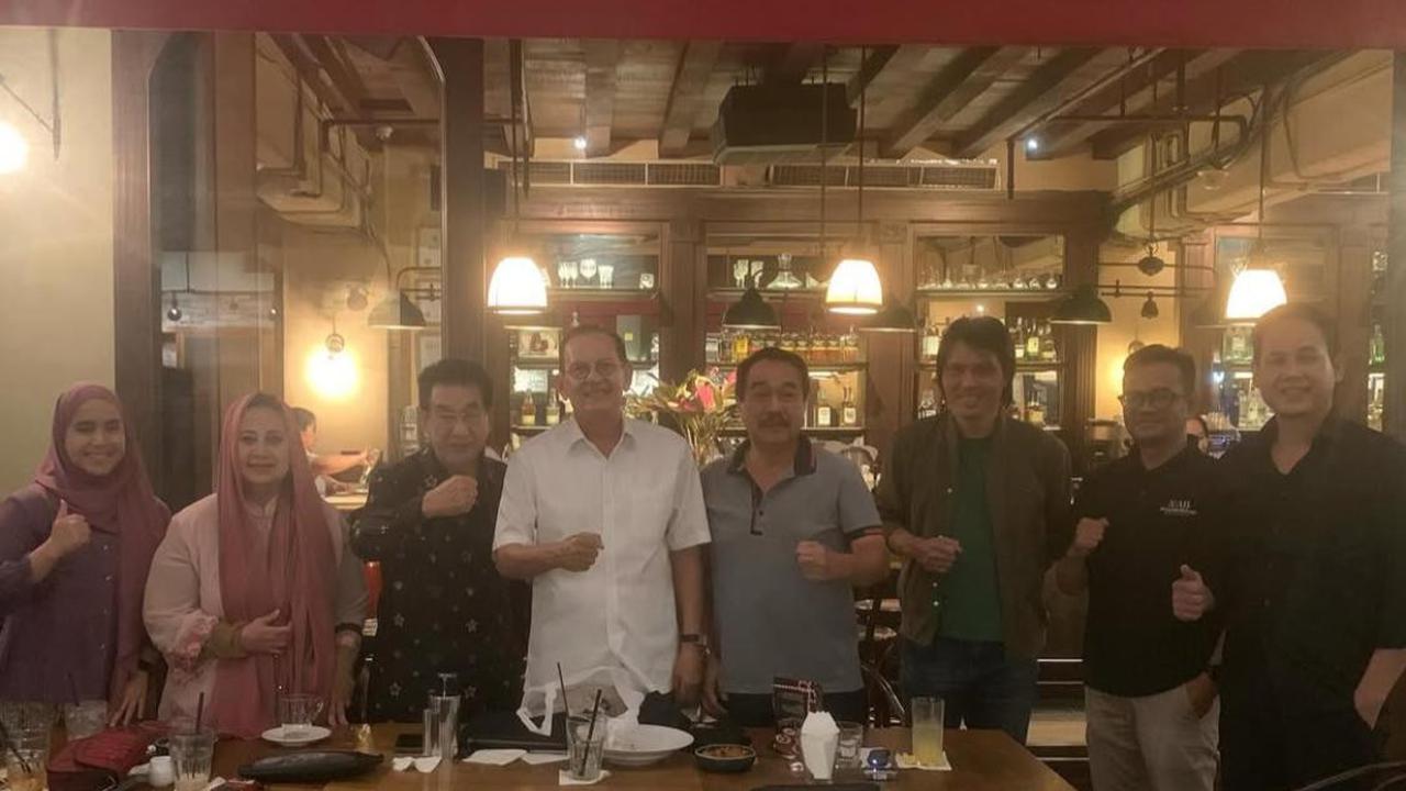 Yessy Gusman Gelar Pertemuan Hangat dengan Seleb Senior, Kehadiran Once Mekel Jadi Sorotan
