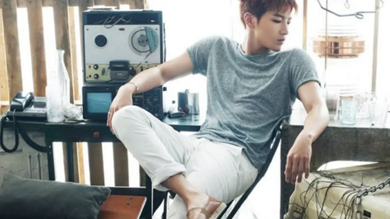 Jun.K 2PM Terus Goda Fans dengan Teka-teki Manis
