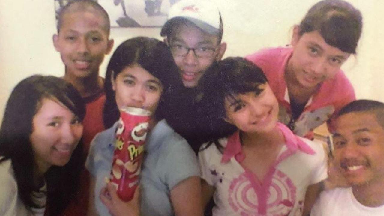 Kangen Masa SMA, Marshanda Bagikan Foto-Foto Jadul Bareng Teman Sekolah, Netizen Mengira Sienna