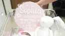 "Terima kasih Tuhan Yesus Telah lahir anak kami, bernama Sophia Eleanor Justin (@sophianolimit) pada 8 September 2023, di Singapore." tulis jessnolimit. [Instagram/jessnolimit]