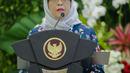 Presiden Singapura, Halimah Yacob melakukan konferensi pers usai pertemuan bilateral dengan Presiden Joko Widodo saat kunjungan kenegaraan di Istana Bogor, Jawa Barat, Selasa (4/2/2020). Dalam pertemuan kedua negara membahas kerjasama terutama dalam sektor bisnis. (Liputan6.com/Faizal Fanani)