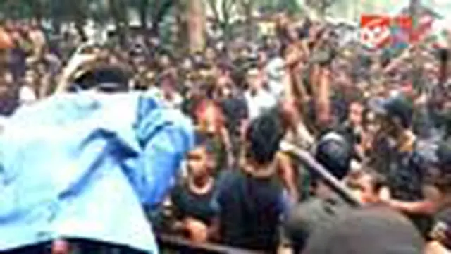 Konser Dangdut Lebaran Diwarnai Kericuhan