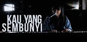 Single terbaru dari Hanin Dhiya live dari kantor Warner Music Indonesia.  Pencipta : Tito P. Soenardi