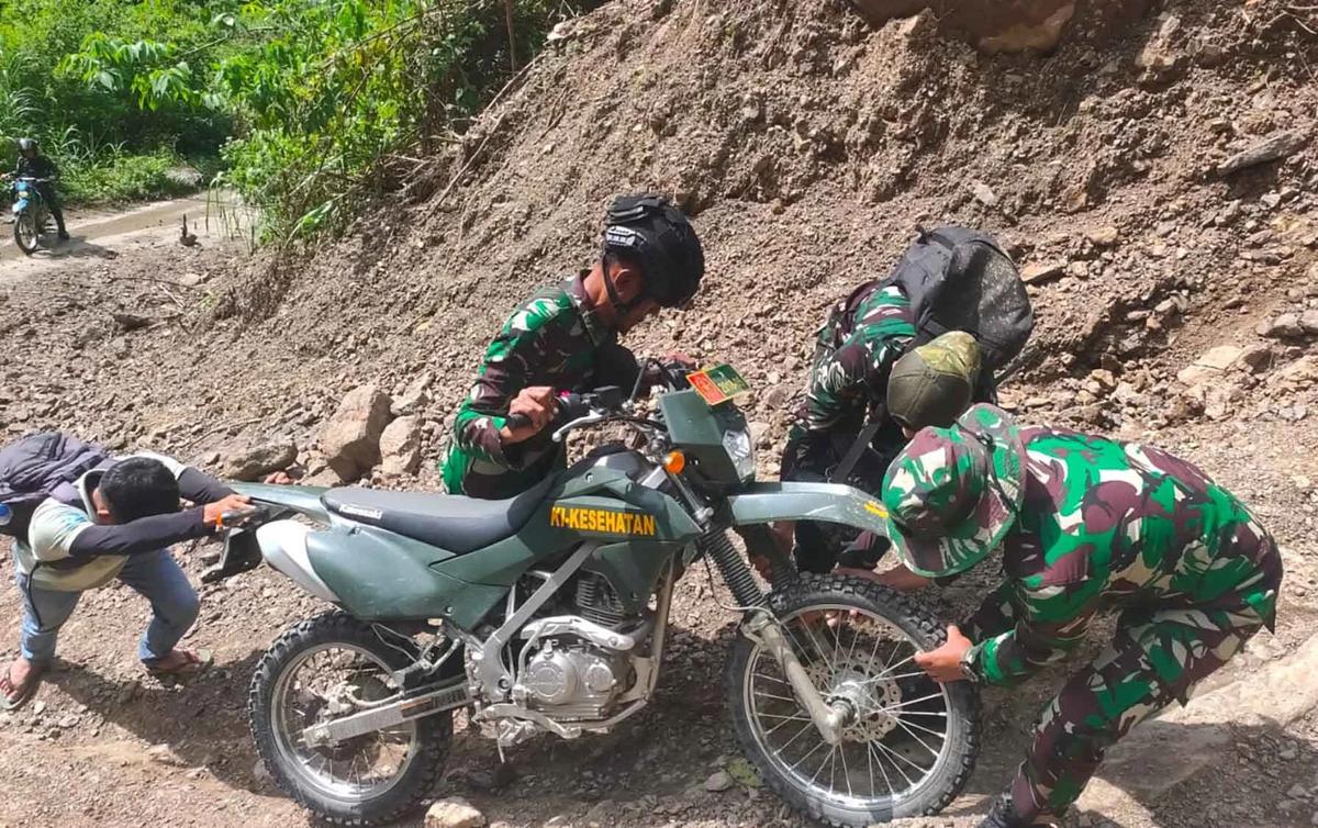 FOTO: Akses Terbatas Tantangan Pelayanan Kesehatan di Lokasi Bencana Gayo Lues