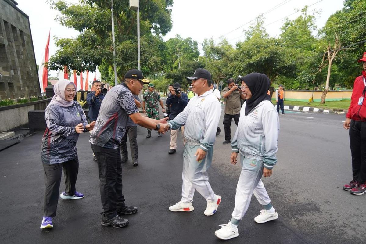 Momen Eks Kasad dan 160 Pati TNI 'Geruduk' Akmil