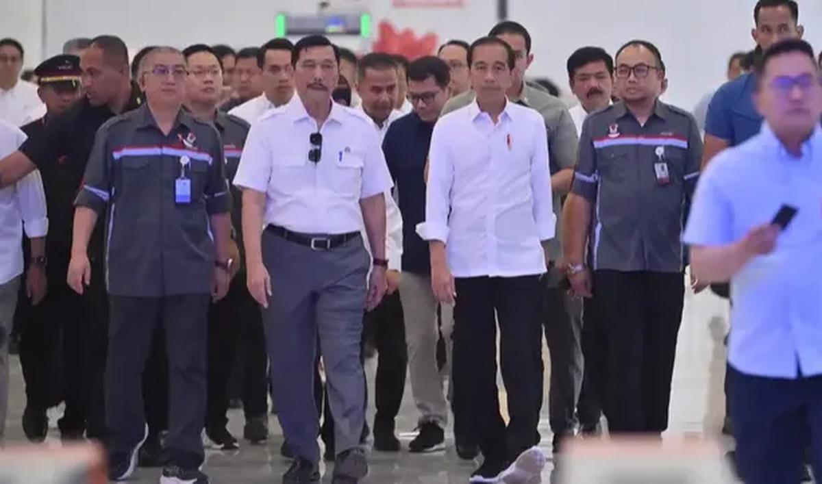 <br>Jokowi menjelaskan, perencanaan Kereta Cepat Jakarta-Surabaya harus didasari perhitungan yang matang.&nbsp;<br>