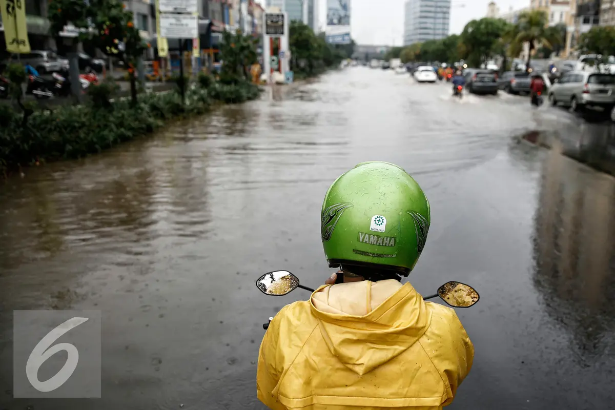 20160226-Banjir-Kelapa-Gading-Jakarta-FF