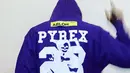 Sebelum bergabung dengan Off-White, brand pertama Virgil Abloh adalah Pyrex. Foto: Twitter.