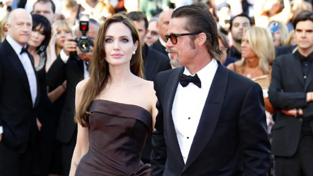 Brad Pitt menyusul Angelina Jolie dan anak-anaknya yang berada di Kamboja. (Foto: AFP)