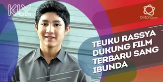 Teuku Rassya memilih menemani sang ibunda ketika berlibur ke Indonesia.